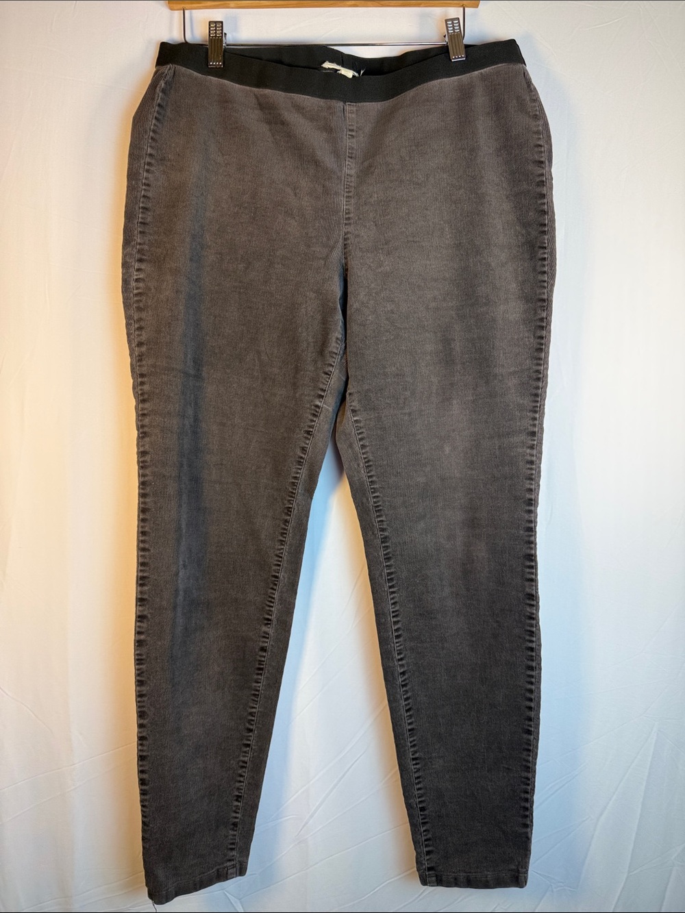 Eileen Fisher Skinny Jeans in Charcoal Thin Corduroy Pull-on Jean